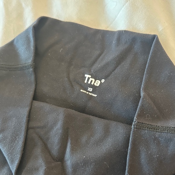 Aritzia Black Bike Shorts - Picture 3 of 3